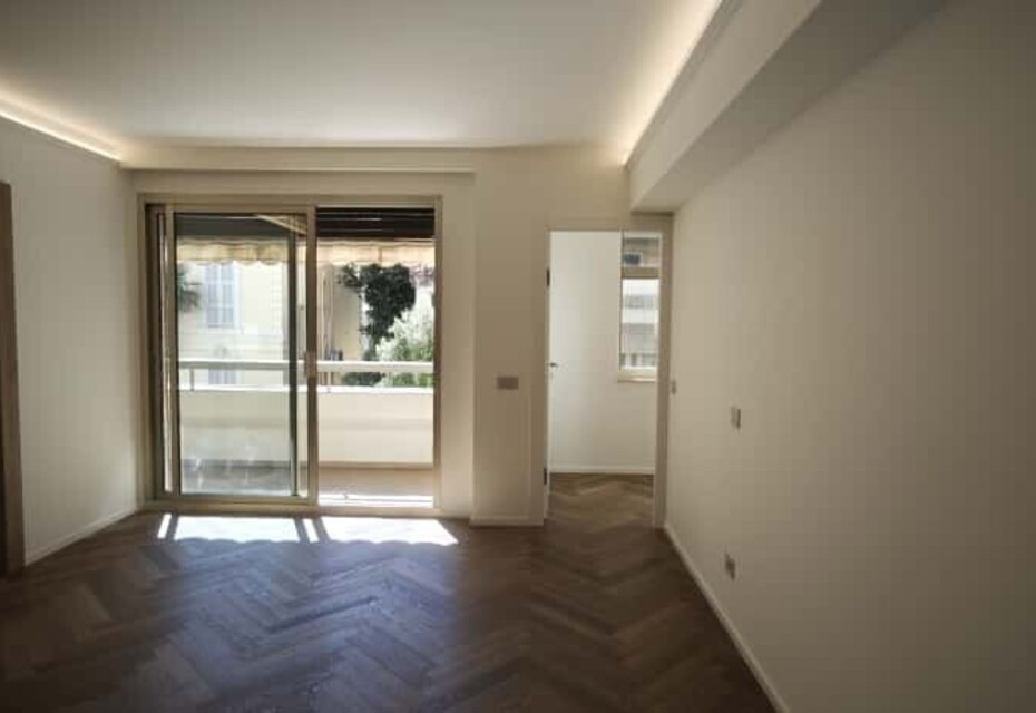 Grande 3 locali completamente ristrutturato con loggia e posto auto